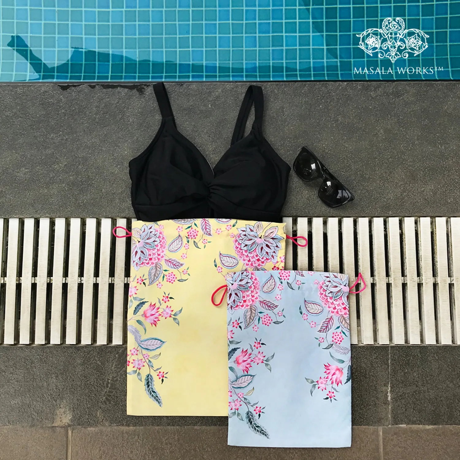 Aster Blooms Drawstring Pouches