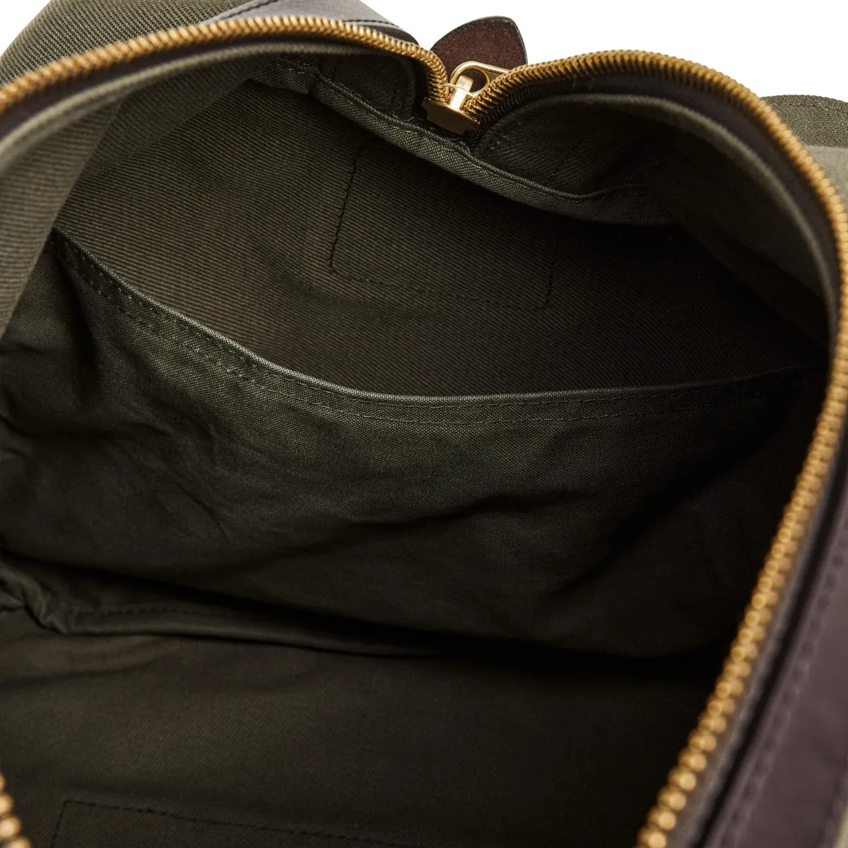 Filson Medium Rugged Twill Duffle Bag in Ottergreen