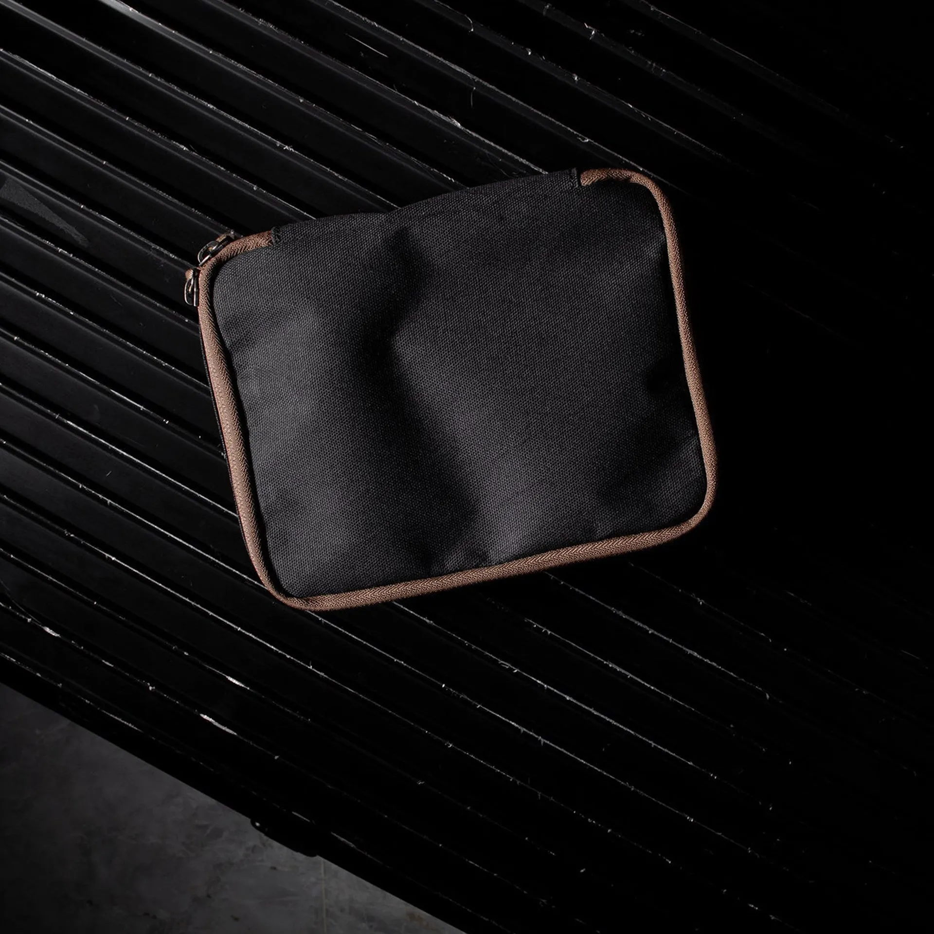 Hardgraft Fly Travel Kit