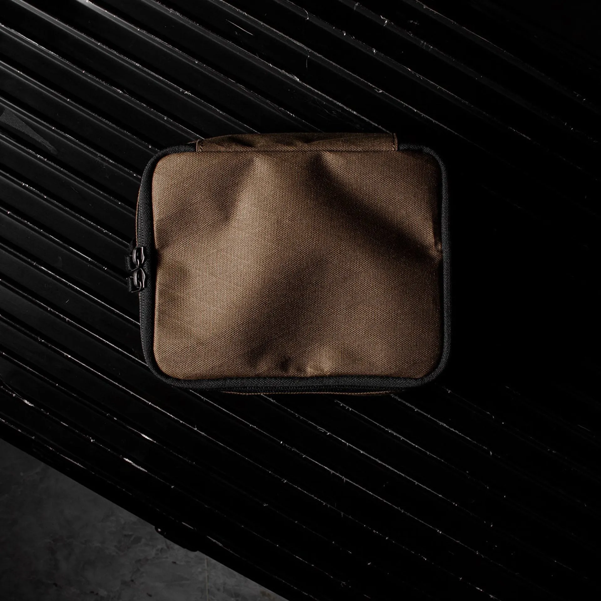 Hardgraft Fly Travel Kit