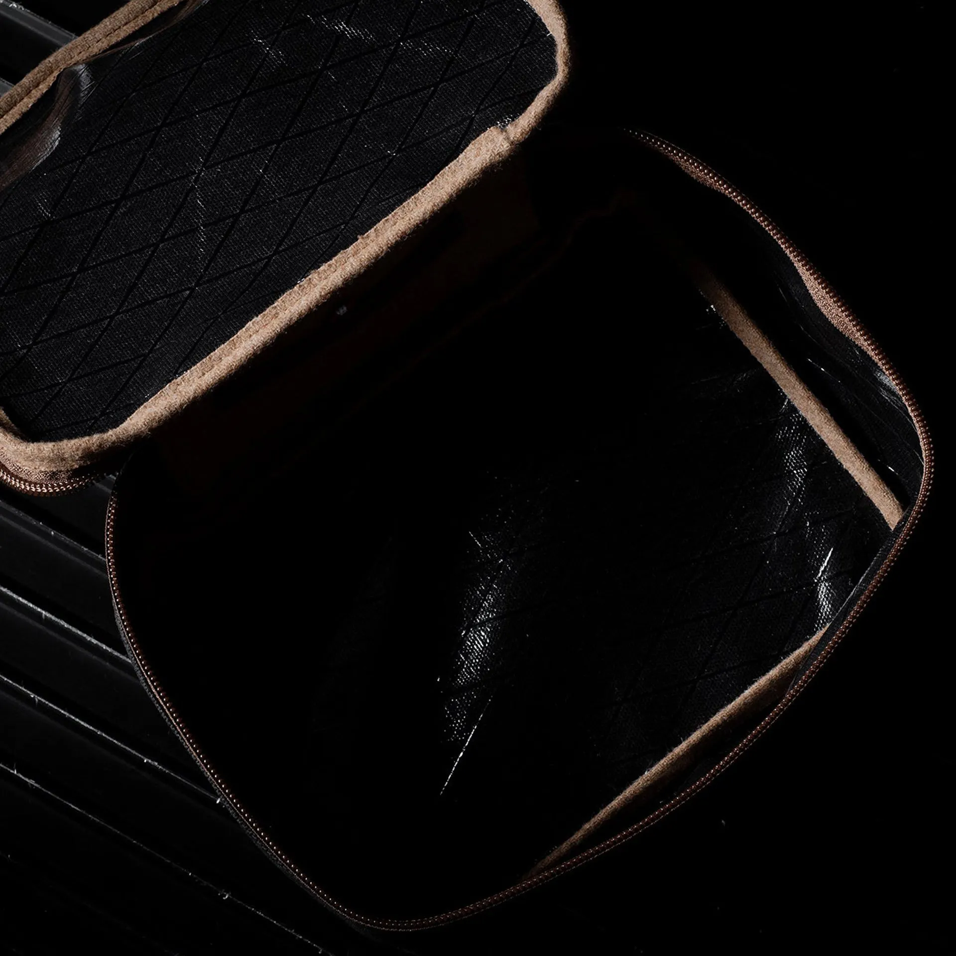 Hardgraft Fly Travel Kit