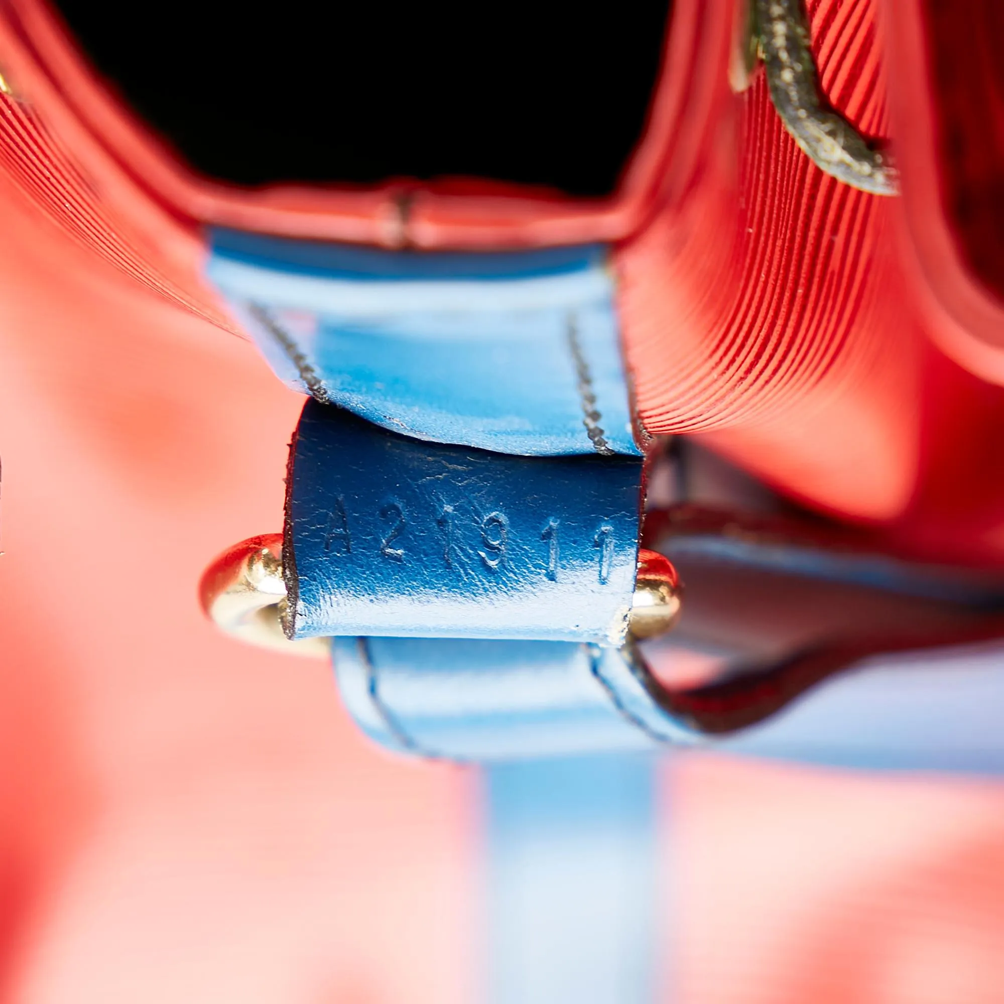 Louis Vuitton Epi Tricolor Noe (SHG-28040)