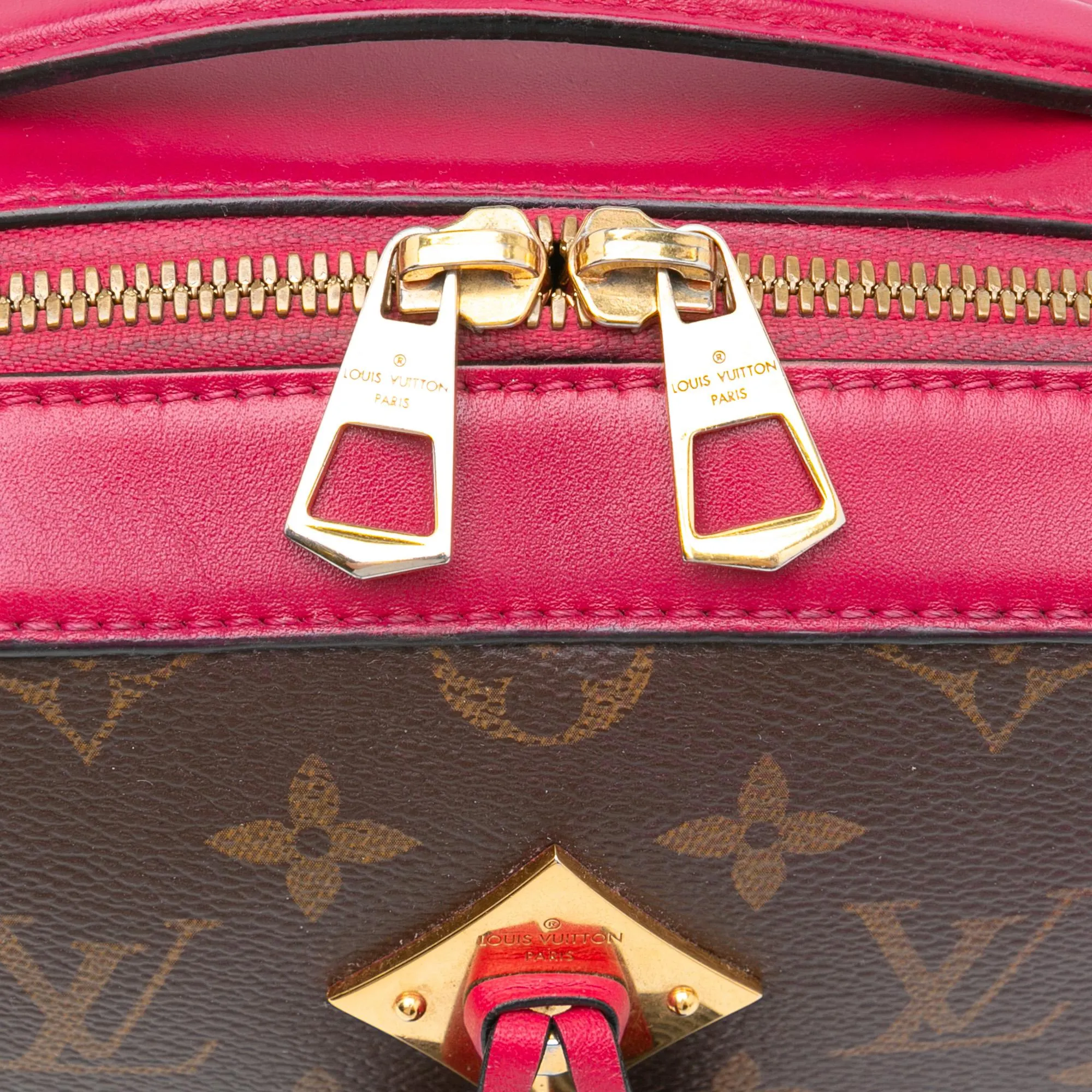 Louis Vuitton Monogram Saintonge (SHG-syDsKR)