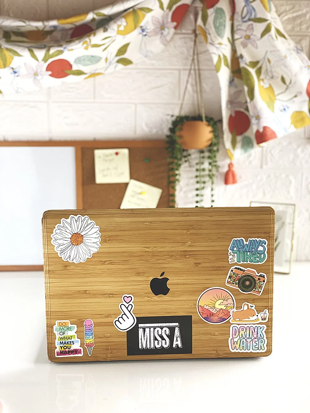 Oki Sticker- That's The Tea