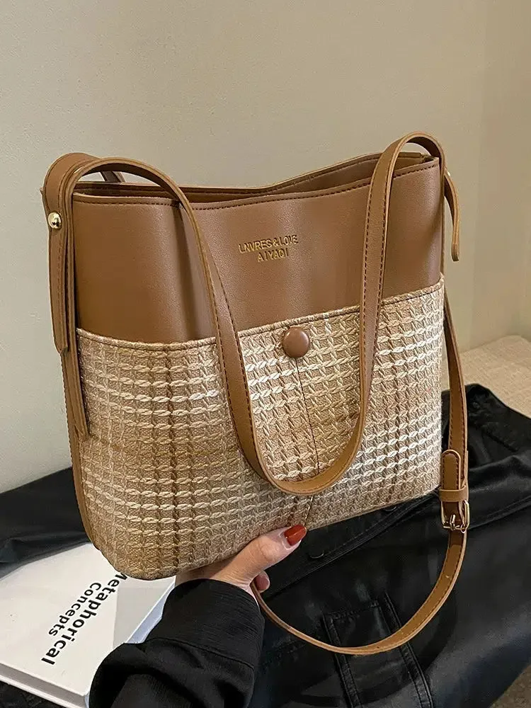 Stylish Houndstooth Bucket Bag