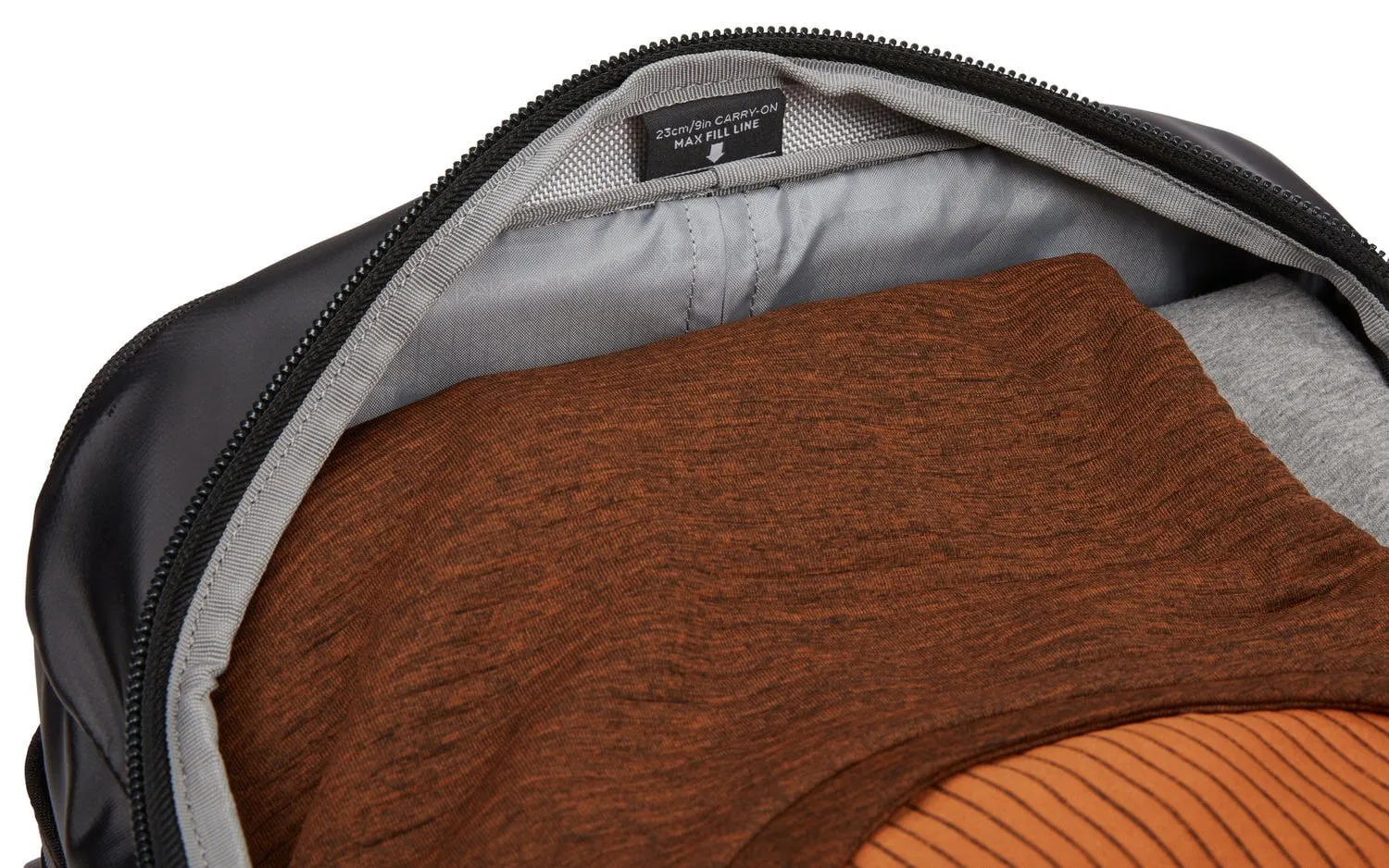 Thule Chasm 40L Carry On Wheeled Duffel Bag - Black